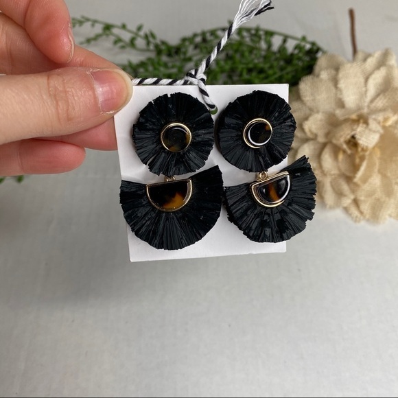 Black and Tortoise Shell Raffia Fan Drop Earrings - Picture 1 of 5